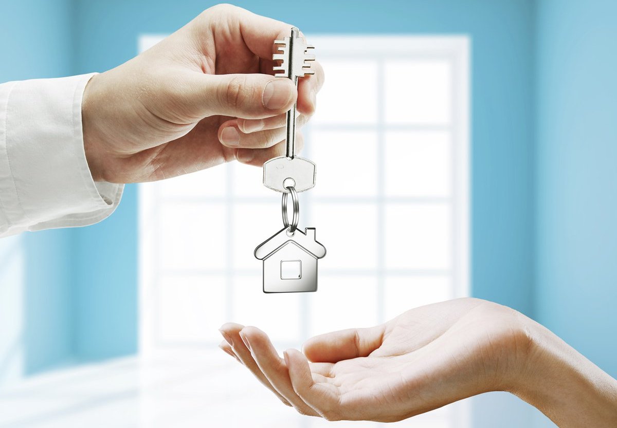 Обложка статьи Как проходит сделка по продаже квартиры: пошаговая инструкция